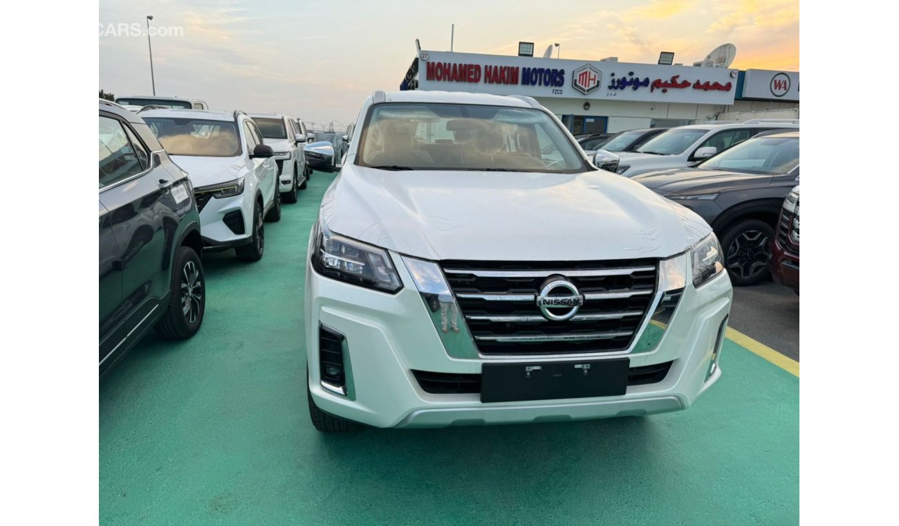 نيسان إكستيرا 2.5L PETROL TITANIUM 4WD 2023 GCC