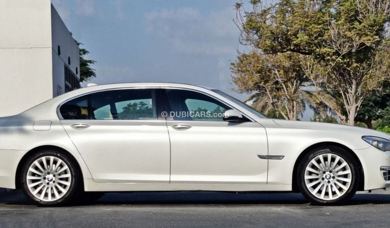 بي أم دبليو 740Li V6  GCC SPECS - EXCELLENT CONDITION