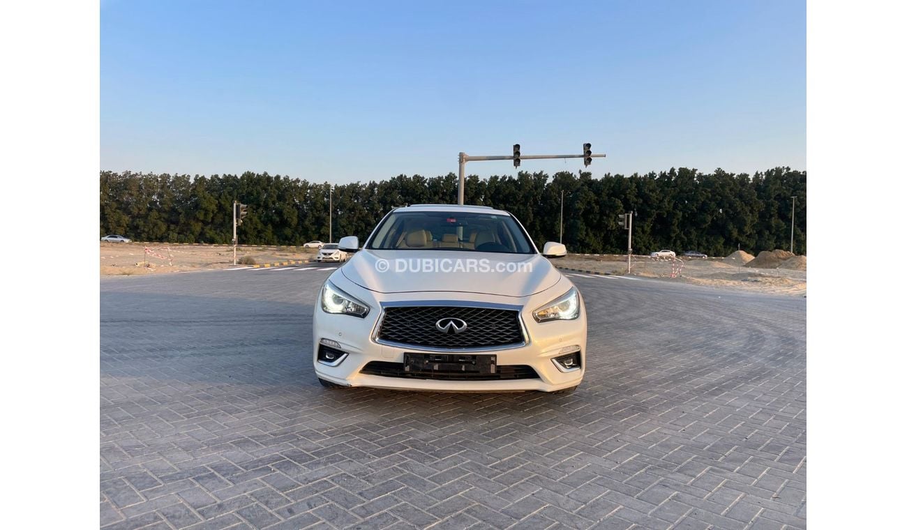 Infiniti Q50 Turbo 2.0L