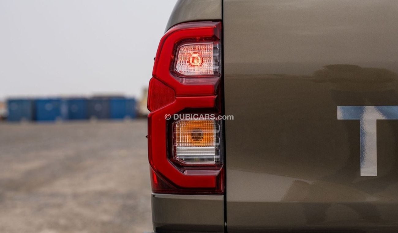 تويوتا هيلوكس HILUX ADVENTURE  2.8L DIESEL