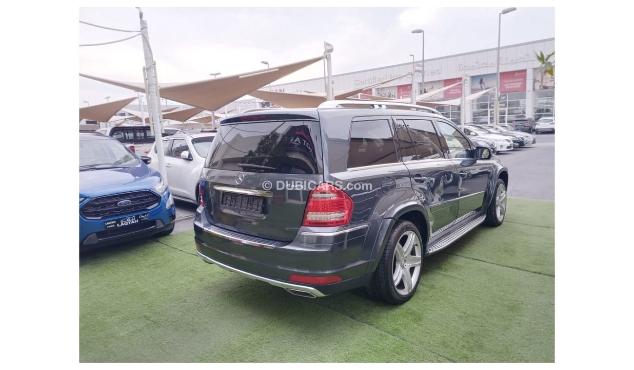 Mercedes-Benz GL 500 Mercedes GL 500, 2010 model, Gulf, panoramic, cruise control, leather, fingerprint, rear spoiler, al