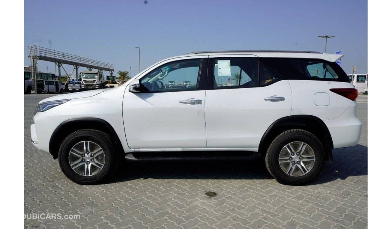 تويوتا فورتونر Toyota Fortuner 4.0L Petrol 2024