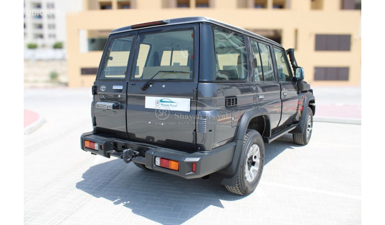 تويوتا لاند كروزر هارد توب 2024 LC76 2.8L DIESEL 4WD 5DR LX FULL OPTION A/T