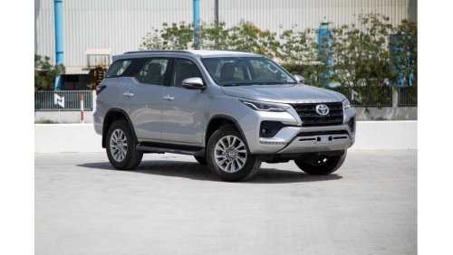Toyota Fortuner 2023 Toyota Fortuner 4X4 2.8 18'I AL - Silver inside Chamois | Export Only