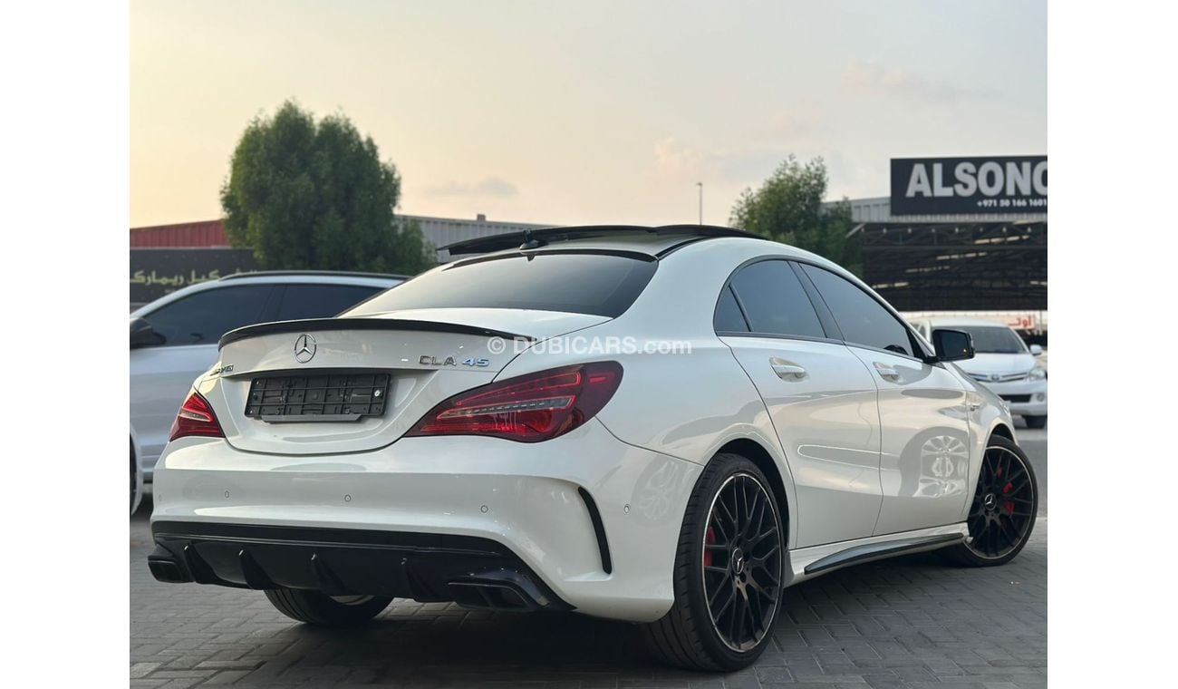 Mercedes-Benz CLA 45 AMG Std 2.0L