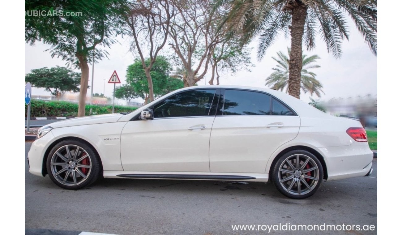 مرسيدس بنز E 36 AMG Mercedes Benz E63s AMG 2015 GCC Full Option