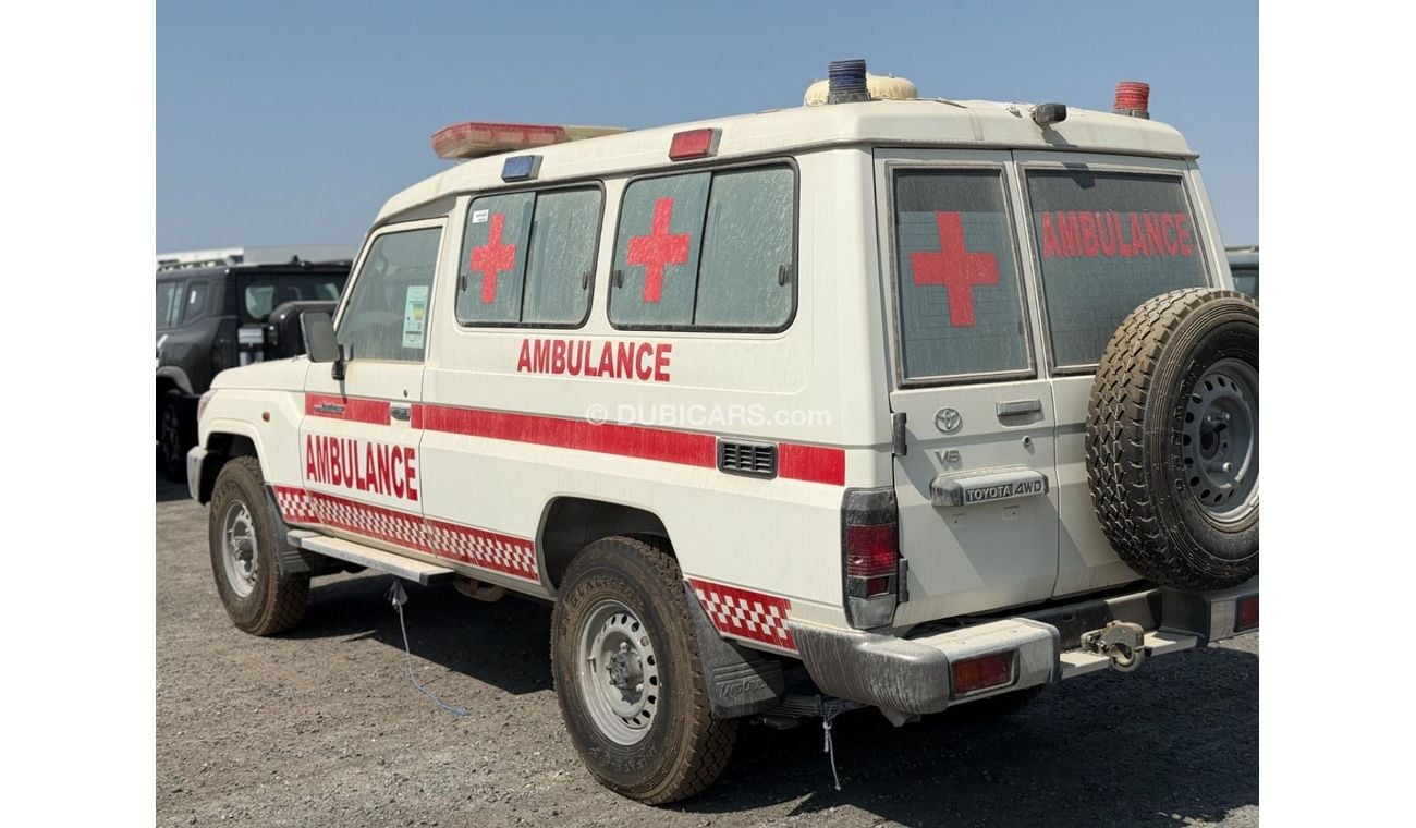 تويوتا لاند كروزر 70 2023 Toyota Land Cruiser LC78 3-Door Hardtop Red Cross Ambulance 4.0L V6 Petrol M/T 4x4 Export Only