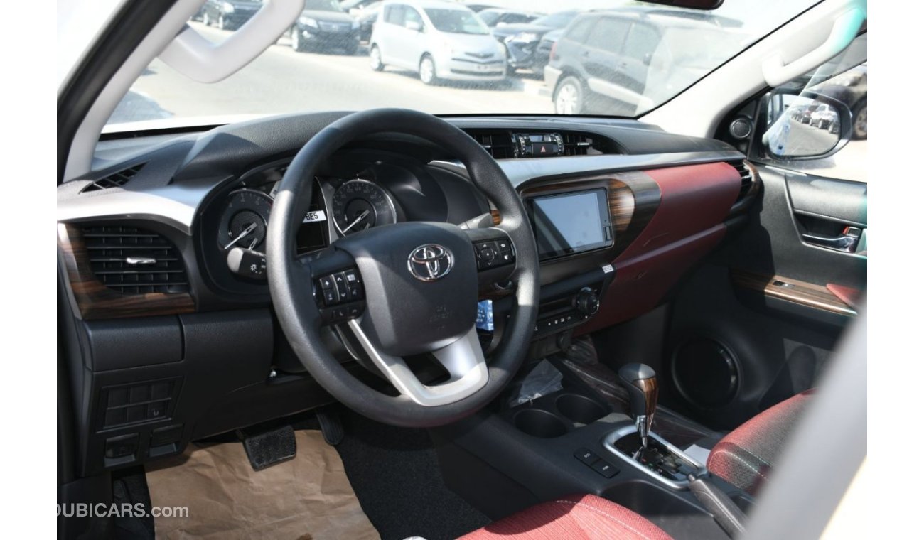 Toyota Hilux 2.7L AT 4x4WD With Push Start Full Option