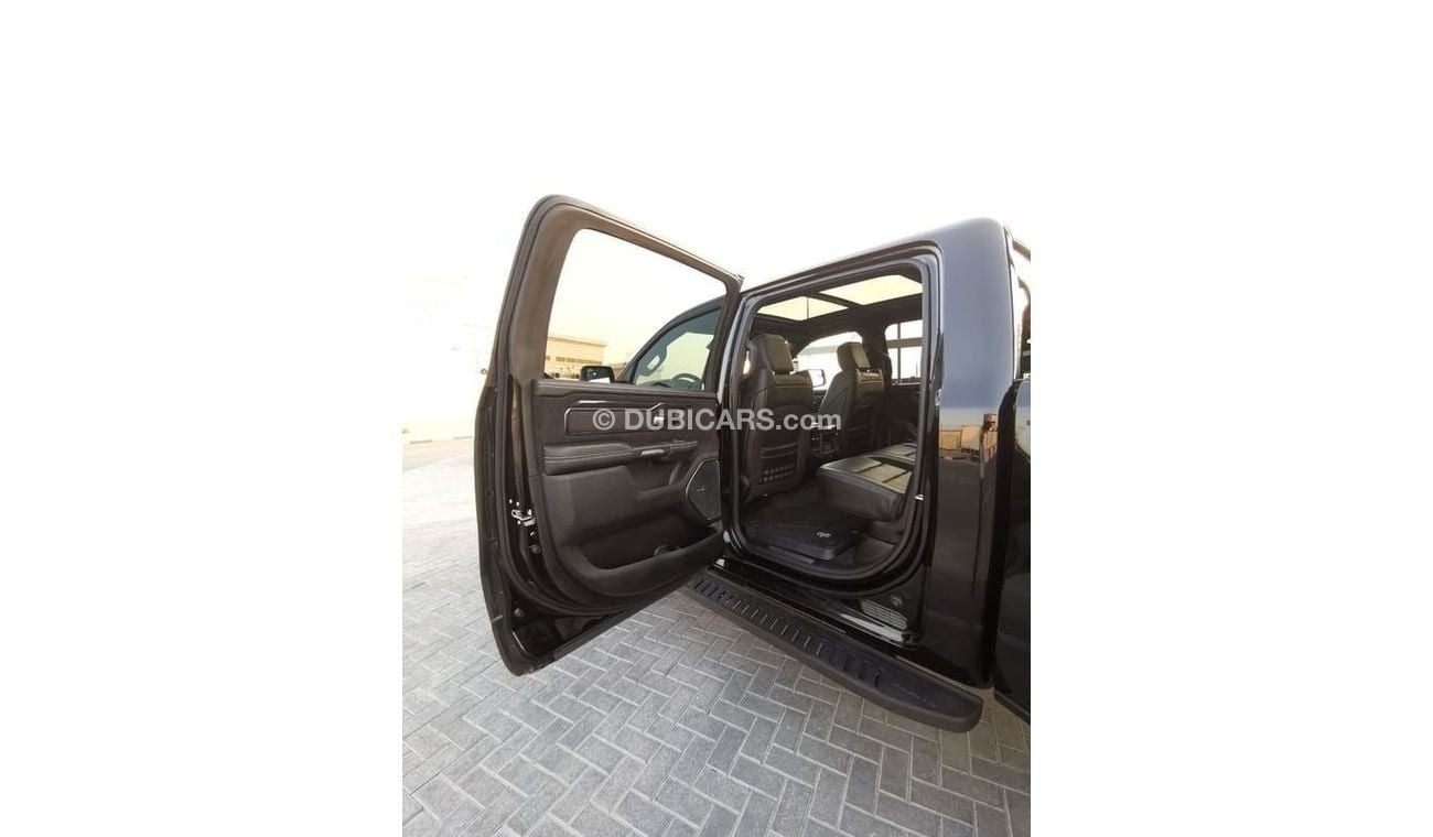 رام 1500 TRX Crew Cab 6.2L Dodge RAM TRX (With RAMBAR) - 2021 - Black