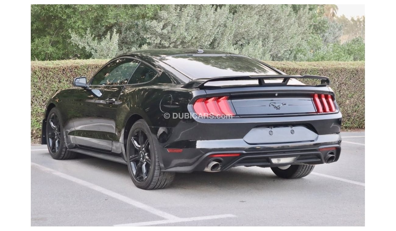 فورد موستانج Mustang ecoboost 4CYLINDER 2.3L very clean car