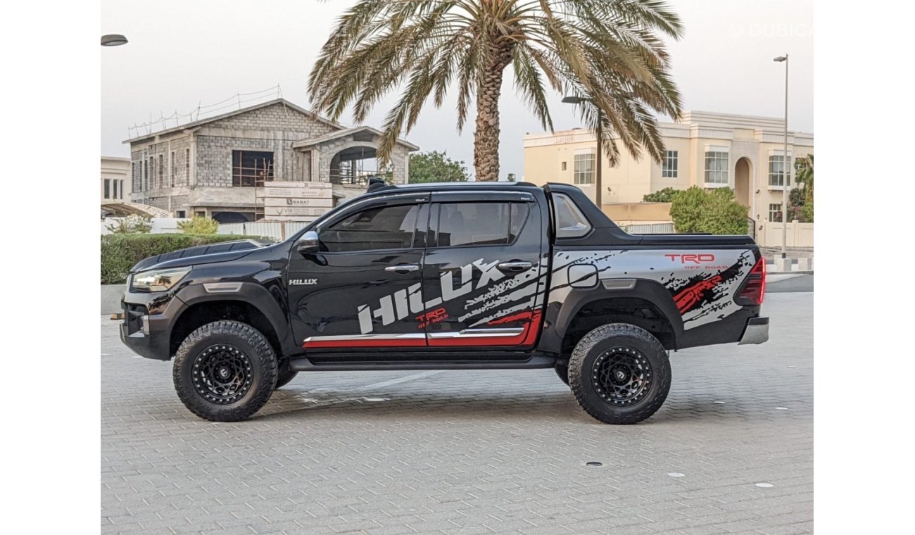 Toyota Hilux Toyota hilux 2018 SR5 v4 facelift to 2023