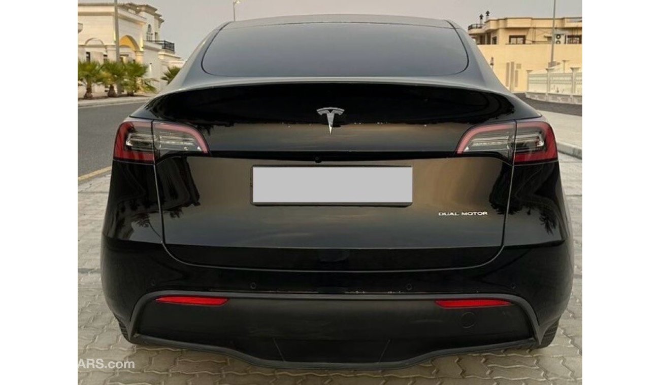 Tesla Model Y Long Range