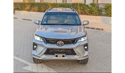 تويوتا فورتونر Toyota fortuner 2008 SR5 LHD petrol