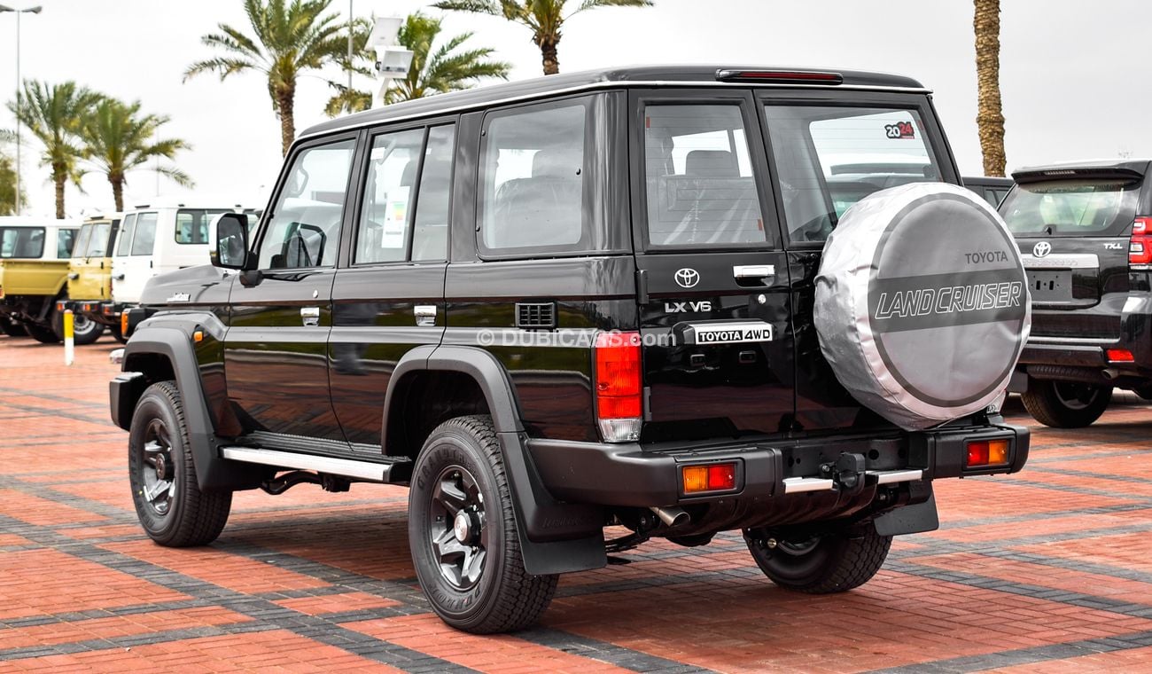 Toyota Land Cruiser Hard Top LX V6