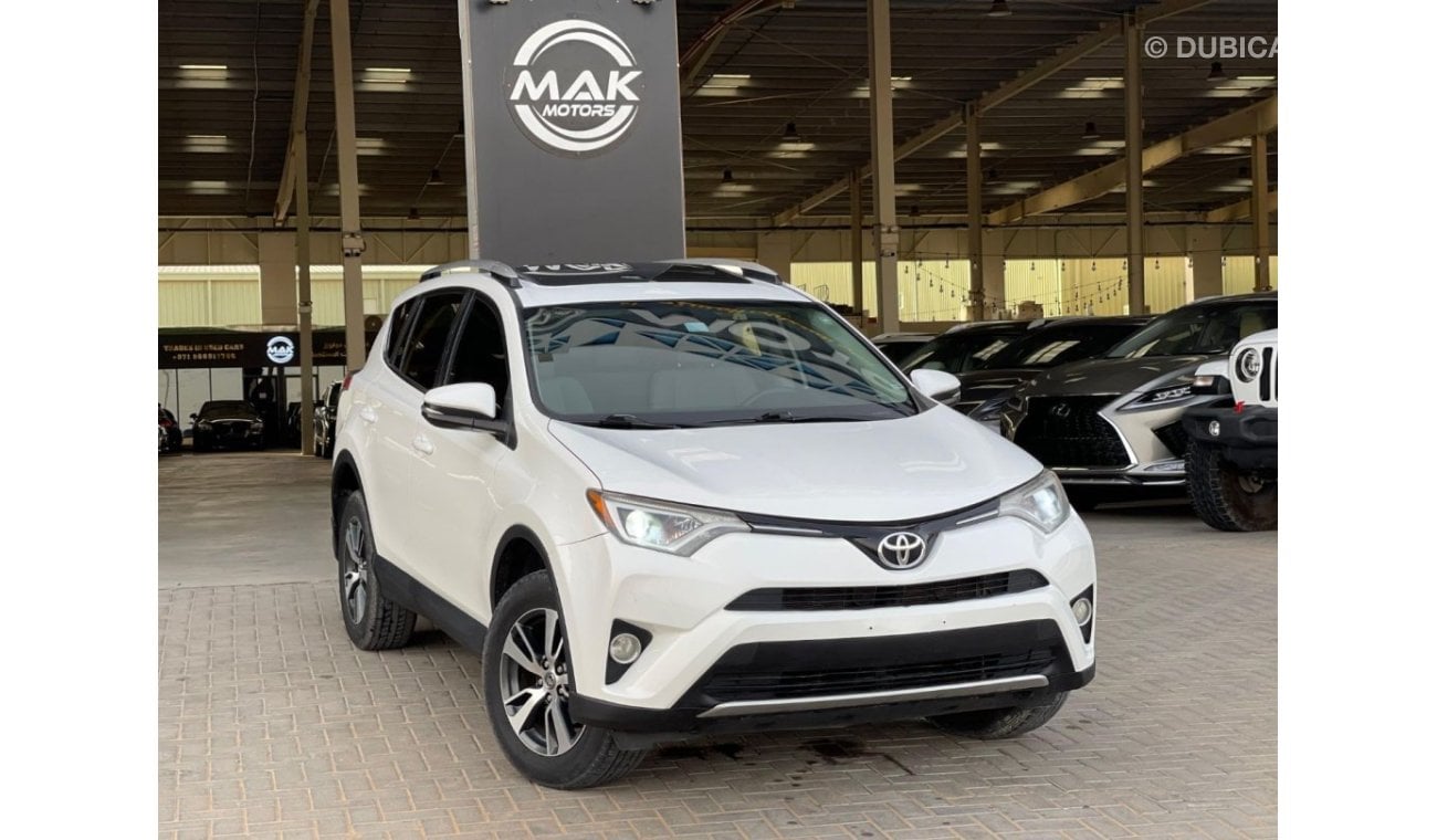 Toyota RAV4 XLE / FULL OPTIONS / FULL SERVICED / IN PERFECT CONDITION