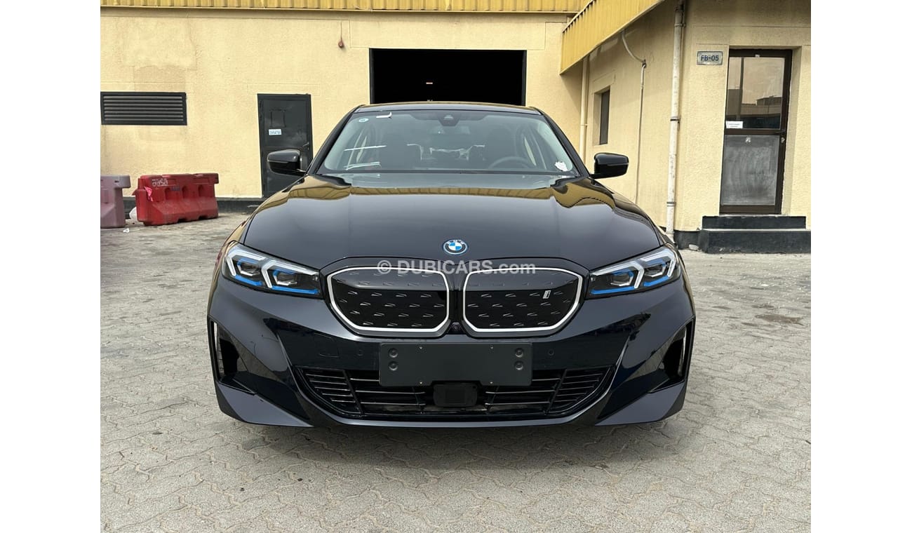 بي أم دبليو i3 2024 BMW I3 Full Electric 40L , 360 Cam , HUD , Sport Kit , CLTC 592 KM