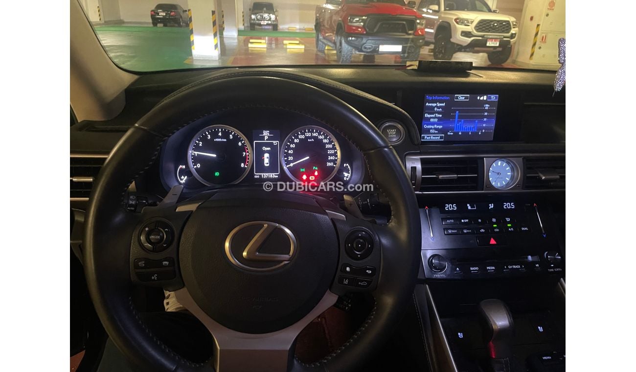 Lexus IS250