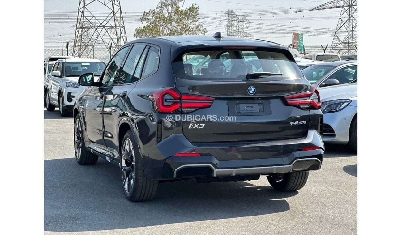 بي أم دبليو iX3 BMW IX3 2024