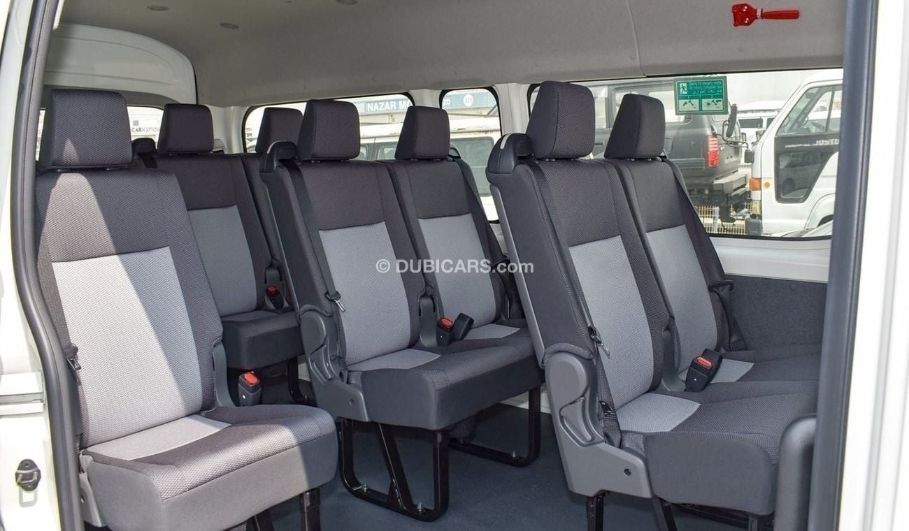 Toyota Hiace Toyota Haice 3.5 passenger 13 seater Model 2025