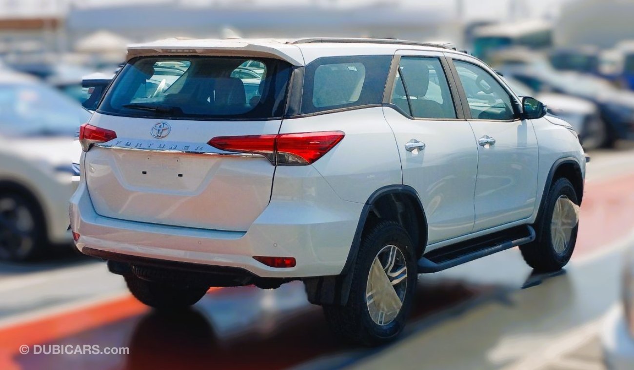 تويوتا فورتونر Toyota Fortuner 2.4L Diesel GCC 2024YM