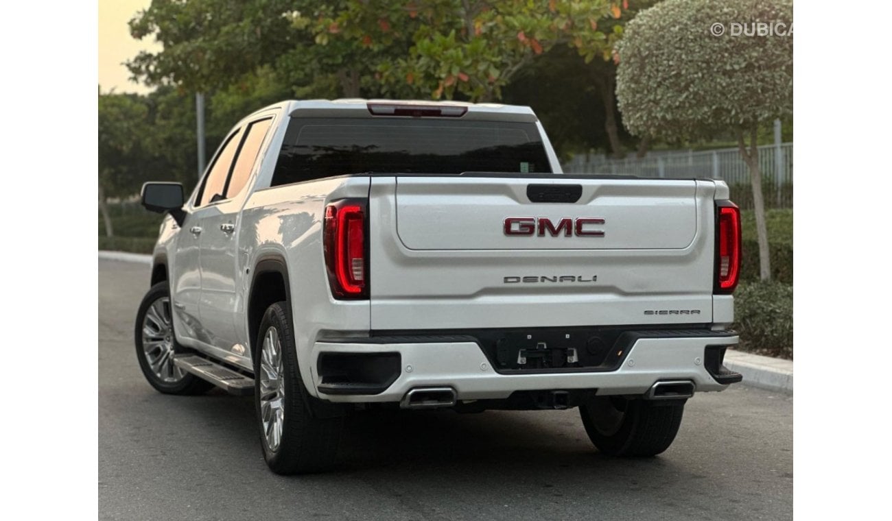 GMC Sierra