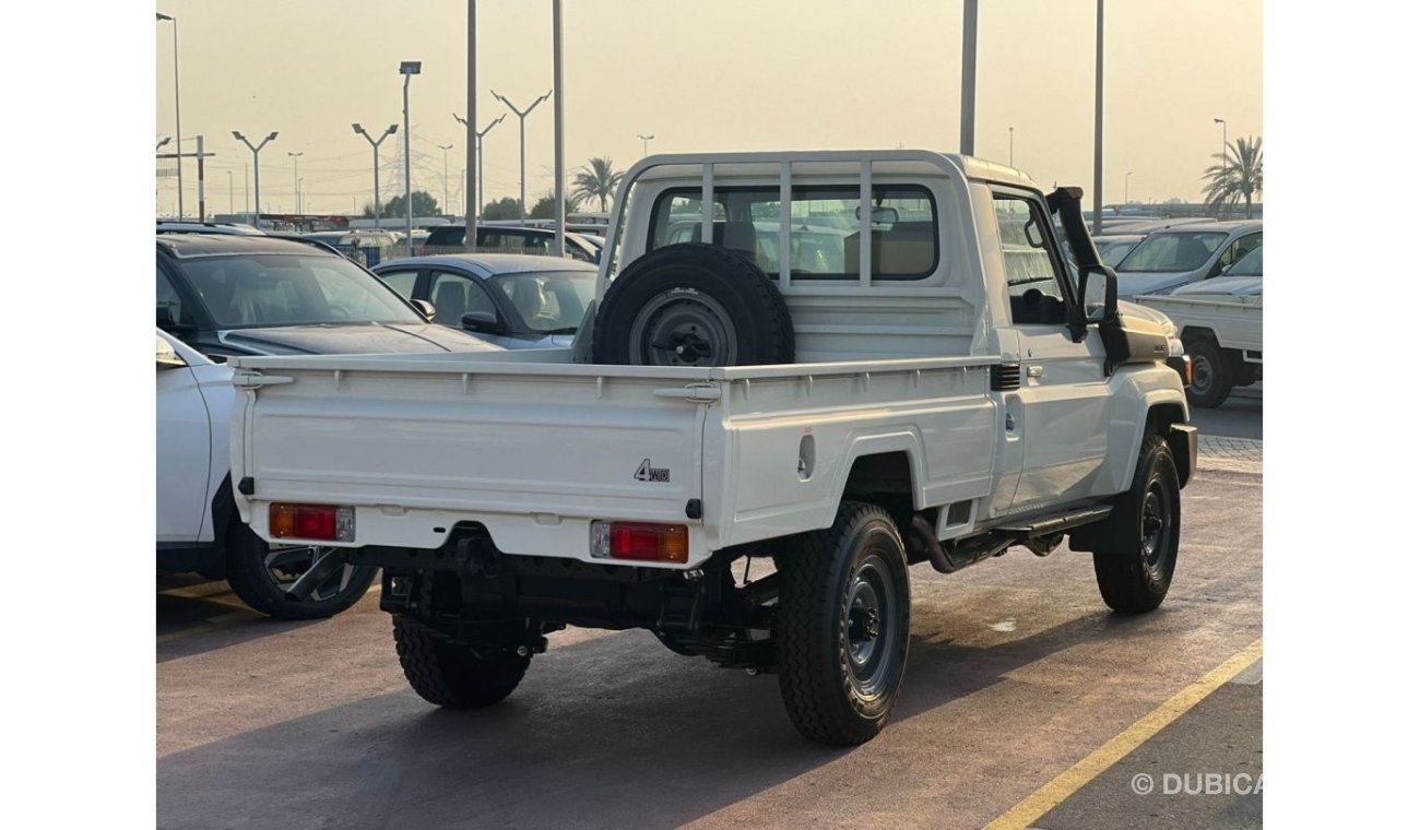 تويوتا لاند كروزر بيك آب Toyota LC SC 79 4.2L DSL MT V6 2024