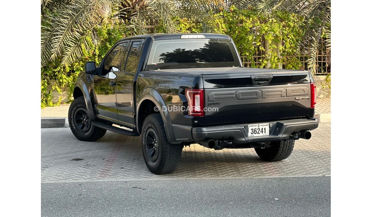 فورد F 150 SVT رابتر