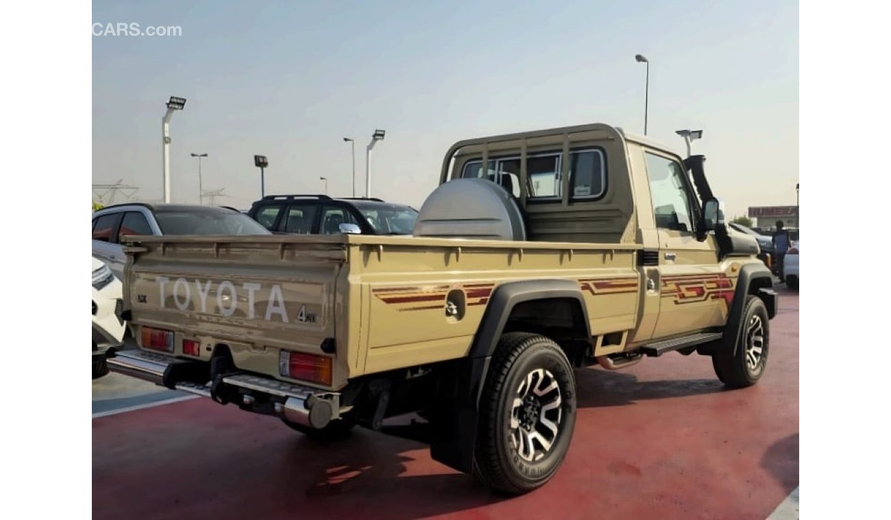 تويوتا لاند كروزر بيك آب TOYOTA LANDCRUISER PICKUP SINGLE CAB,(GRJ79,2.8L,DIFF LOCK,DVD+CAMERA,ALLOY WHEELS,A/T,2024MY