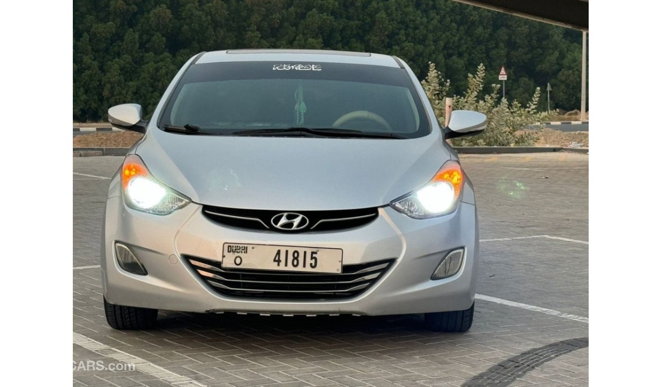 Hyundai Elantra GLS High In excellent condition inside and out