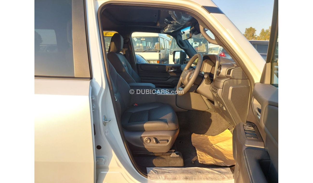 تويوتا لاند كروزر TOYOTA LAND CRUISER RHD 2024 MODEL PETROL 2.7 L AUTOMATIC(PM09217)