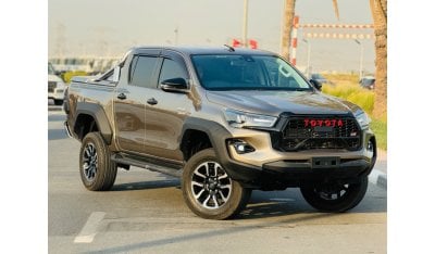 تويوتا هيلوكس Toyota Hilux SR5 top of the range