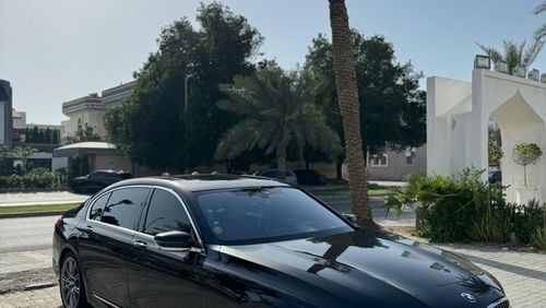 بي أم دبليو 730Li Luxury 2.0L