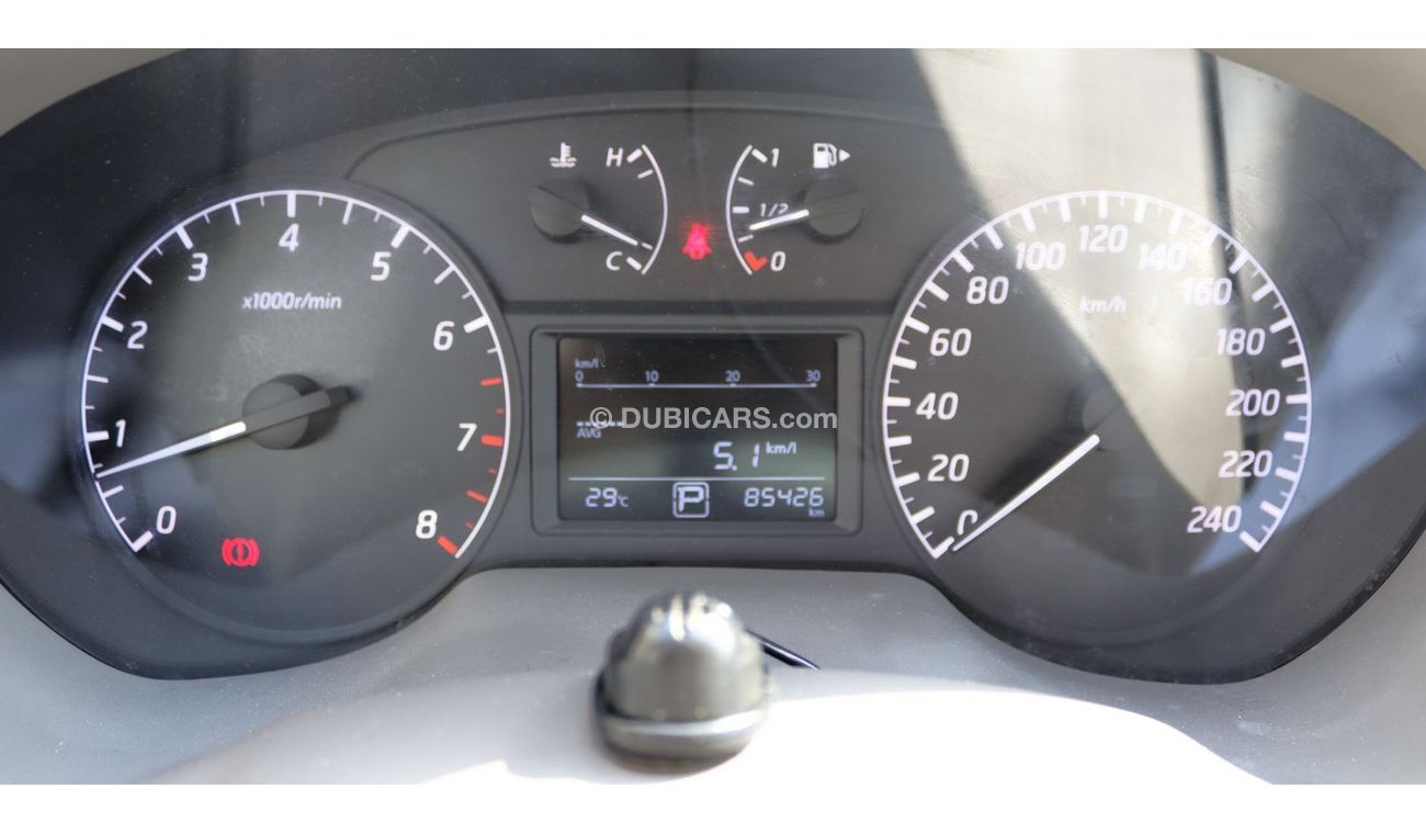 Nissan Sentra SV ACCIDENTS FREE - GCC - PERFECT CONDITION INSIDE OUT - ENGINE 1600 CC -