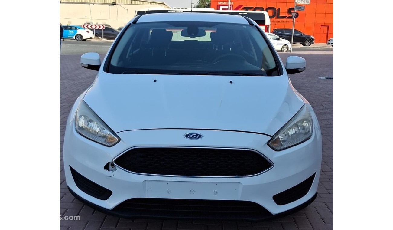 Ford Focus Ambiente 1.6L Hatchback