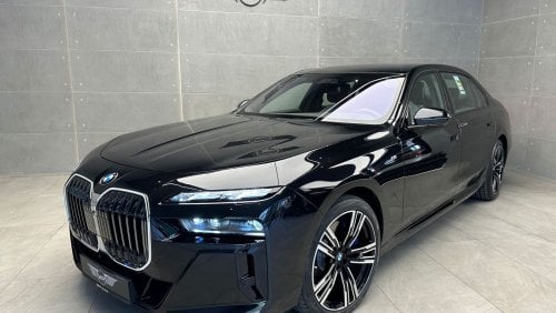 بي أم دبليو 760Li Bmw 760i X Drive 60