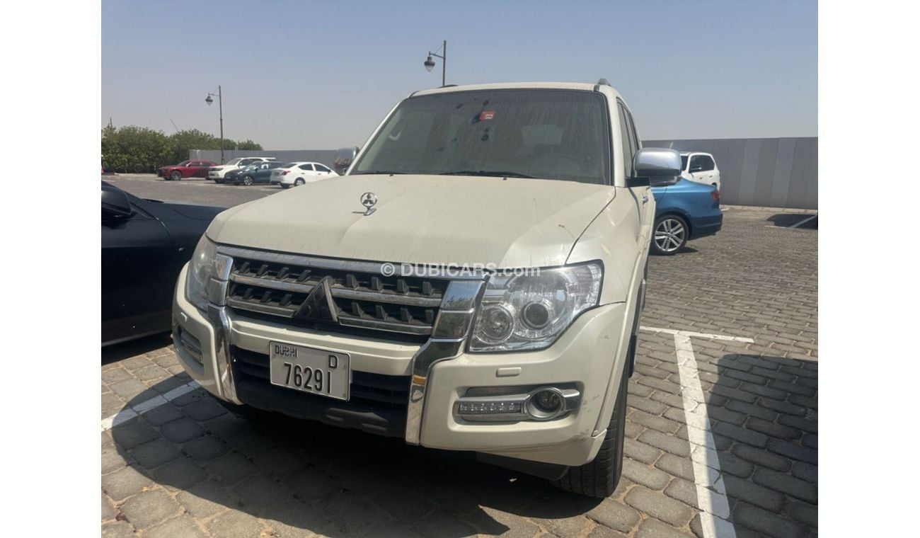 Mitsubishi Pajero GLS