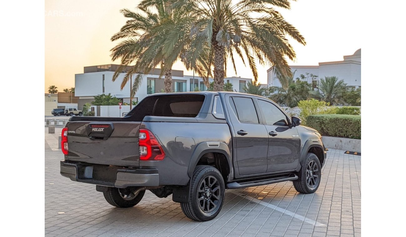 Toyota Hilux 2021 adventure Diesel 2.8L Turbo Full Options Top Top the Arrange in excellent.