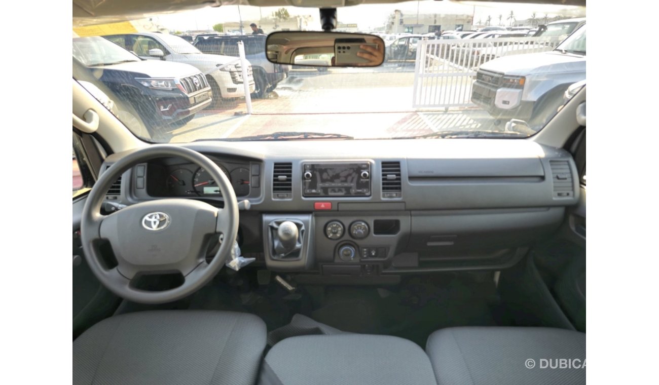 تويوتا هاياس 2024 TOYOTA HIACE STD 2.7L 15 SEATER