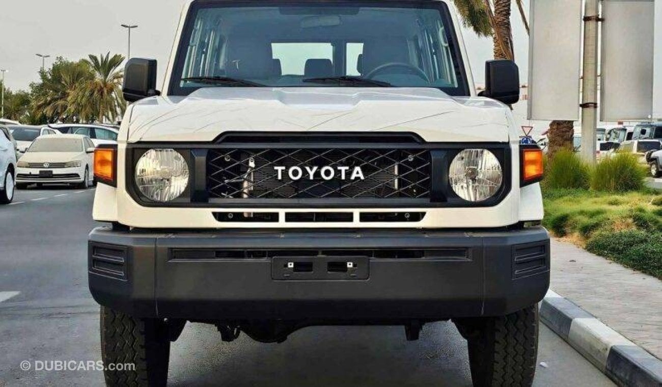 تويوتا لاند كروزر هارد توب Land cruiser hard top Lc76 4.2L diesel V6 MY2024 5doors EXPORT.ONLY