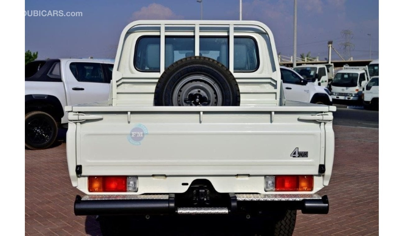 تويوتا لاند كروزر 79 Double Cab Pickup 4.2L Diesel Manual