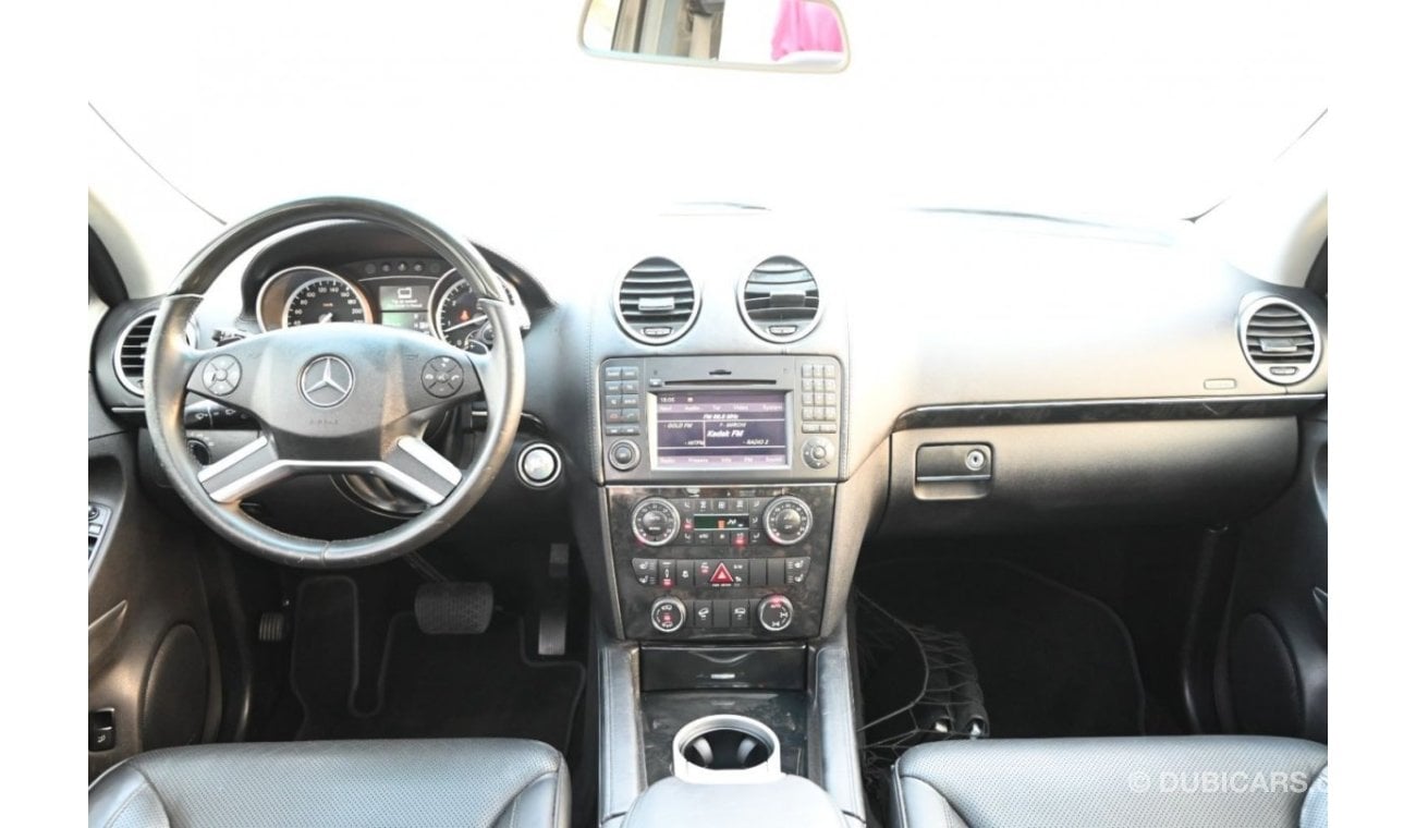 Mercedes-Benz GL 500 BEST DEAL - LOW MILEAGE - MERCEDES GL 500 4MATIC - ORIGINAL PAINT - WELL MAINTAINED - GCC