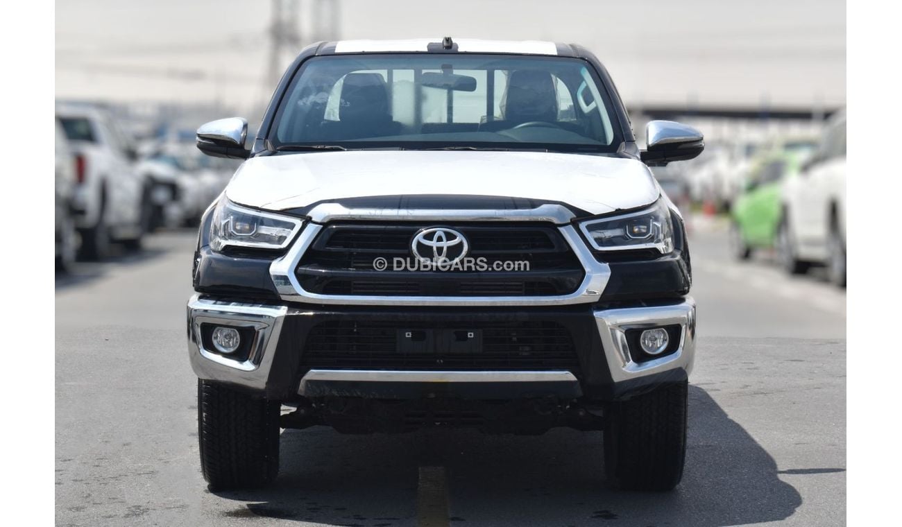 تويوتا هيلوكس Toyota hilux 2.4L diesel Sr5 M/T MY2024 FOR export only