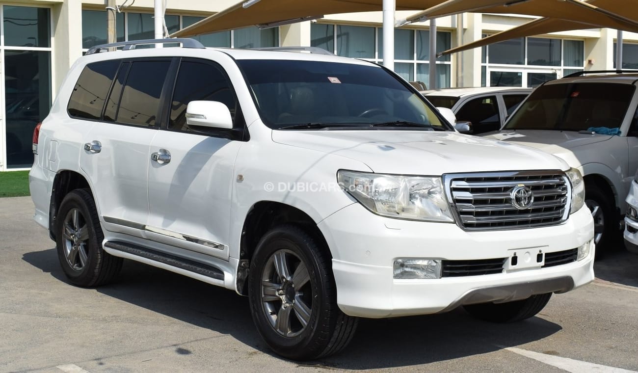 Toyota Land Cruiser VXR V8