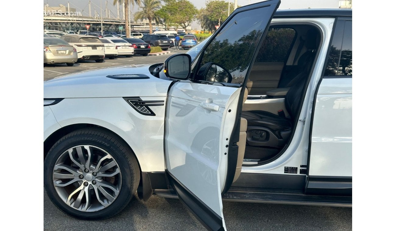 لاند روفر رانج روفر إتش أس إي RANG ROVER Sport 3.0L MODEL 2015 GCC VERY GOOD CONDITION WITH SERVICE HISTORY (AL TAHIR)