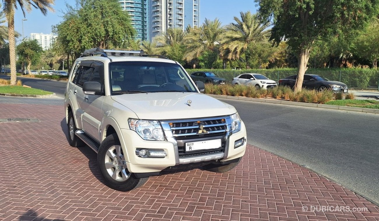 ميتسوبيشي باجيرو GLS Midline Sunroof 3.0L V6