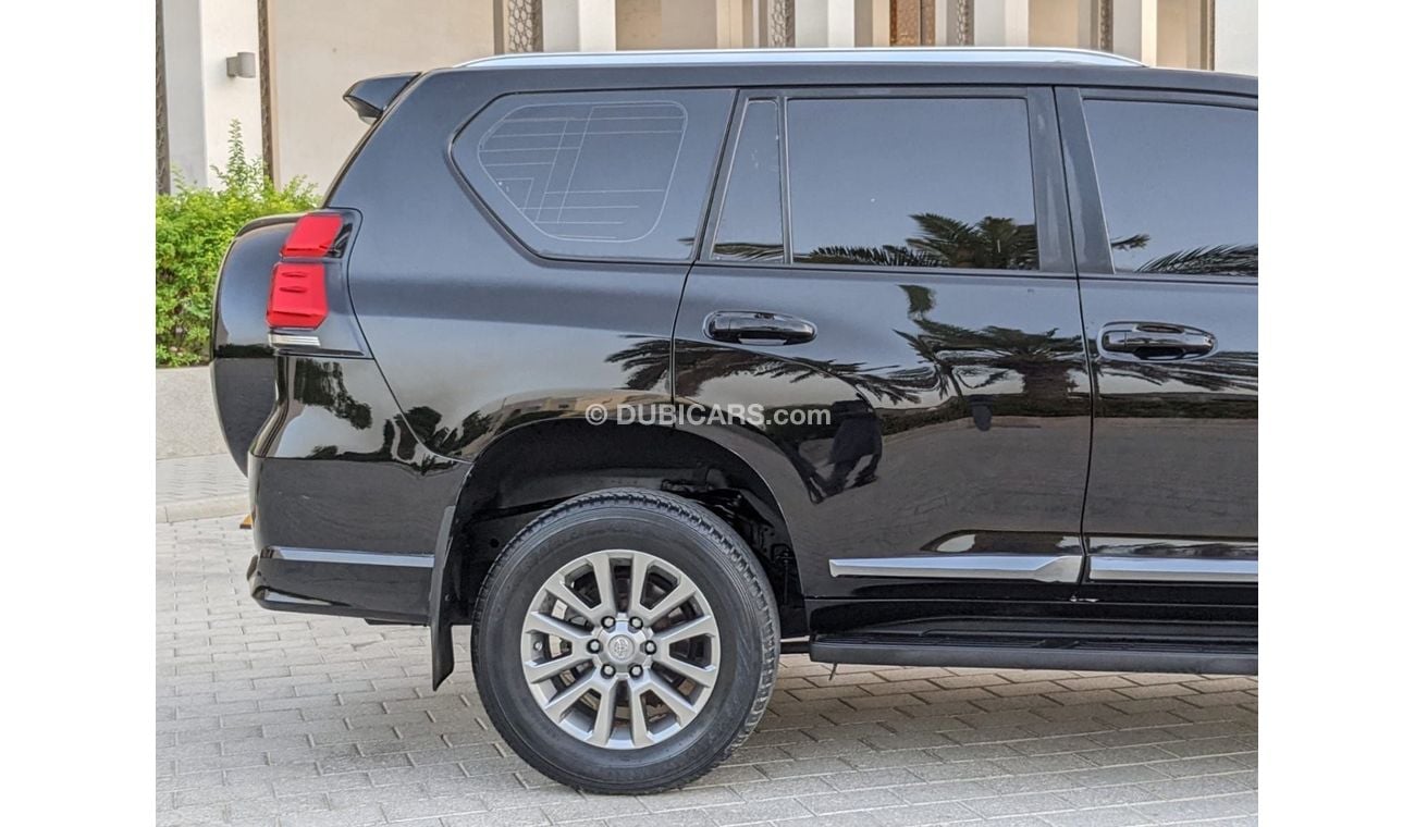 تويوتا برادو Toyota prado 2020 VXL V4 2.7 fuel petrol Excellent condition