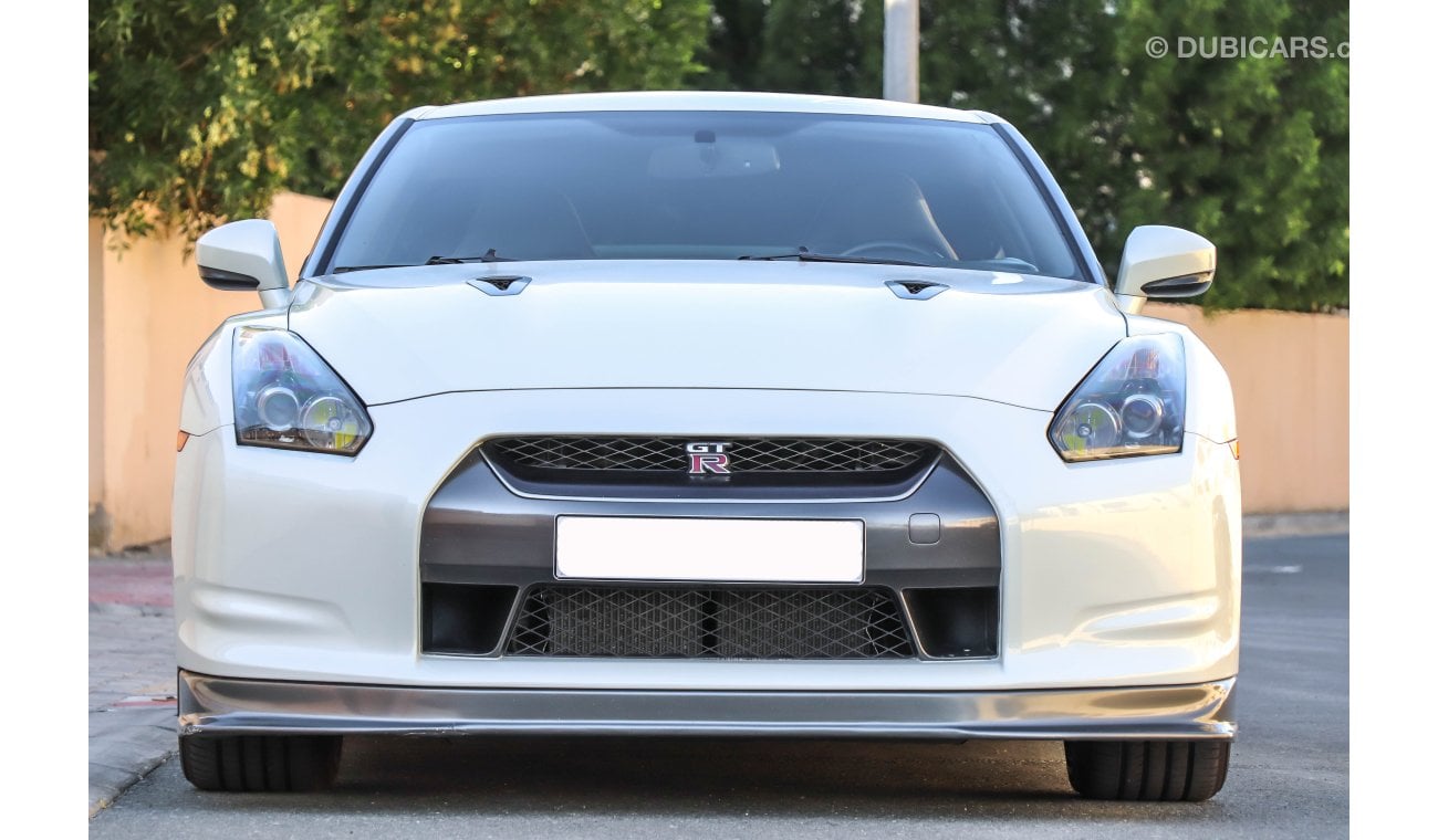 نيسان جي تي ار R35 2009 (American Specifications).