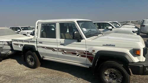 Toyota Land Cruiser Pick Up TOYOTA LC79 DC 4.0L V6 AT