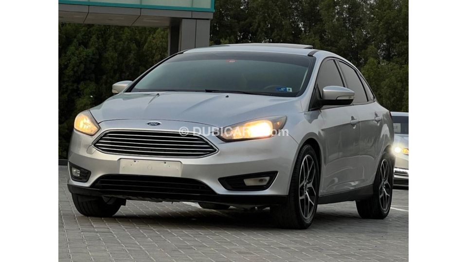 Used Ford Focus Trend 2017 for sale in Sharjah - 642325