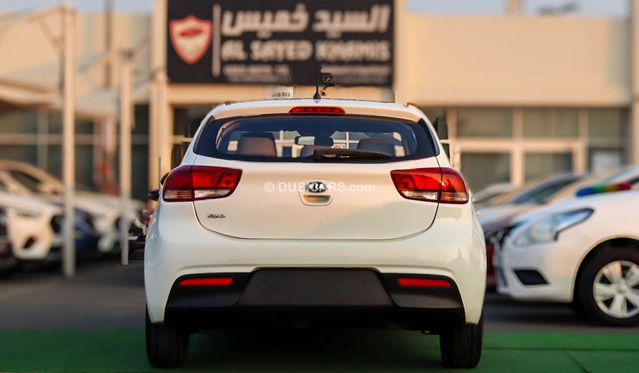 كيا ريو LX 1.6L Hatchback Kia Rio 1.6L 2019 GCC accident free in excellent condition 662 P.M